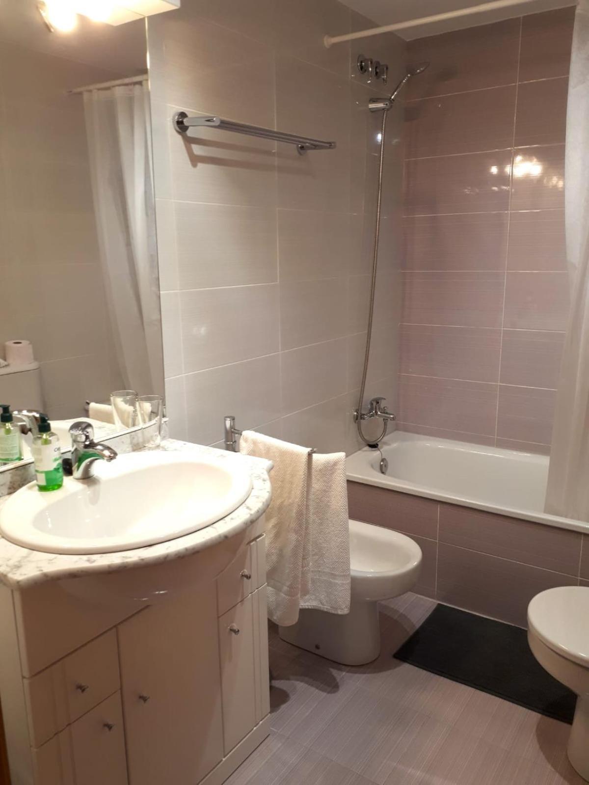 La Bonita Ador Apartamento Luaran gambar